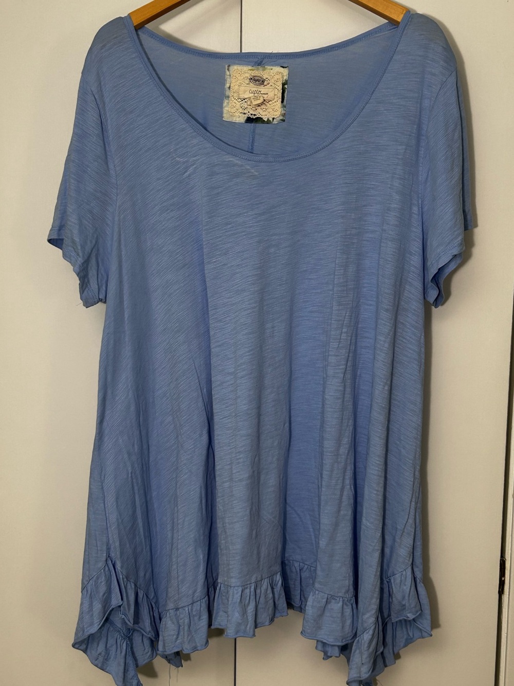 Cupio Tunic Length Short Sleeve Shirt